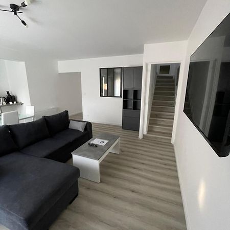 Maison Detente De 100 M2 Uniquement Couple-Famille-Travailleurs Вільпарізі Екстер'єр фото