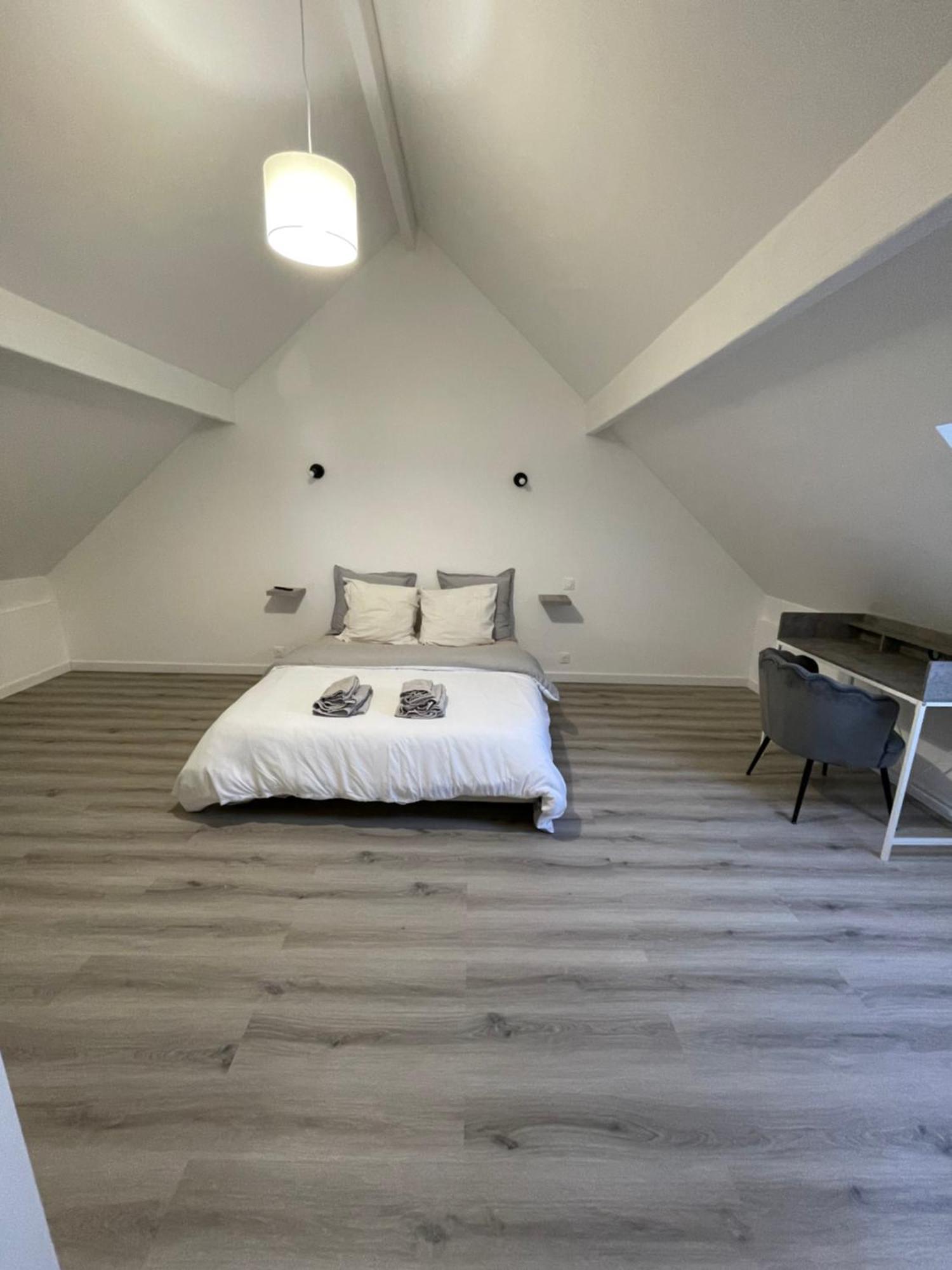 Maison Detente De 100 M2 Uniquement Couple-Famille-Travailleurs Вільпарізі Екстер'єр фото