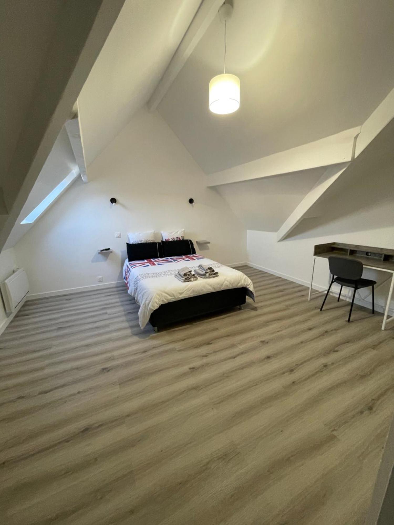 Maison Detente De 100 M2 Uniquement Couple-Famille-Travailleurs Вільпарізі Екстер'єр фото
